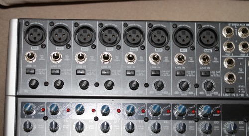 Behringer Xenyx X2222USB Mixer Mixer Mixer - Foto 13 di 15