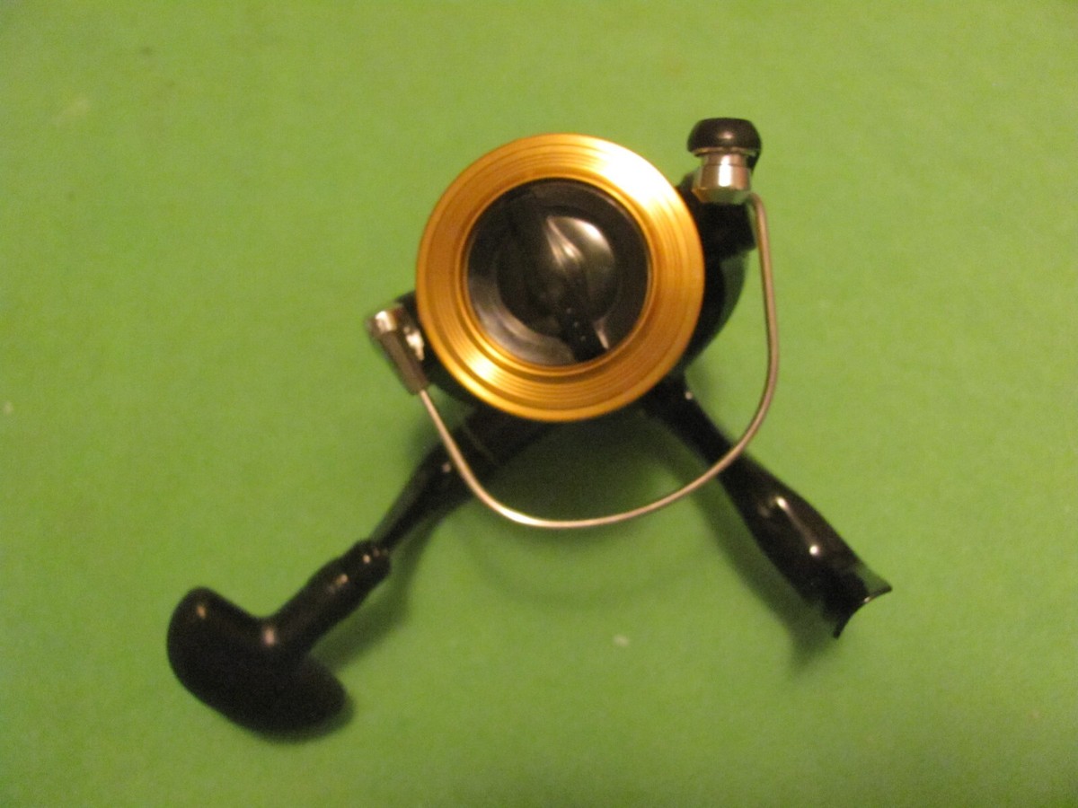 daiwa d shock 3000b spinning reel D-Shock Freshwater Combo, Black aplus Daiwas first spinning reel rolled off the assembly line in 1955 Reel Combo Freshwater Spinning Daiwa