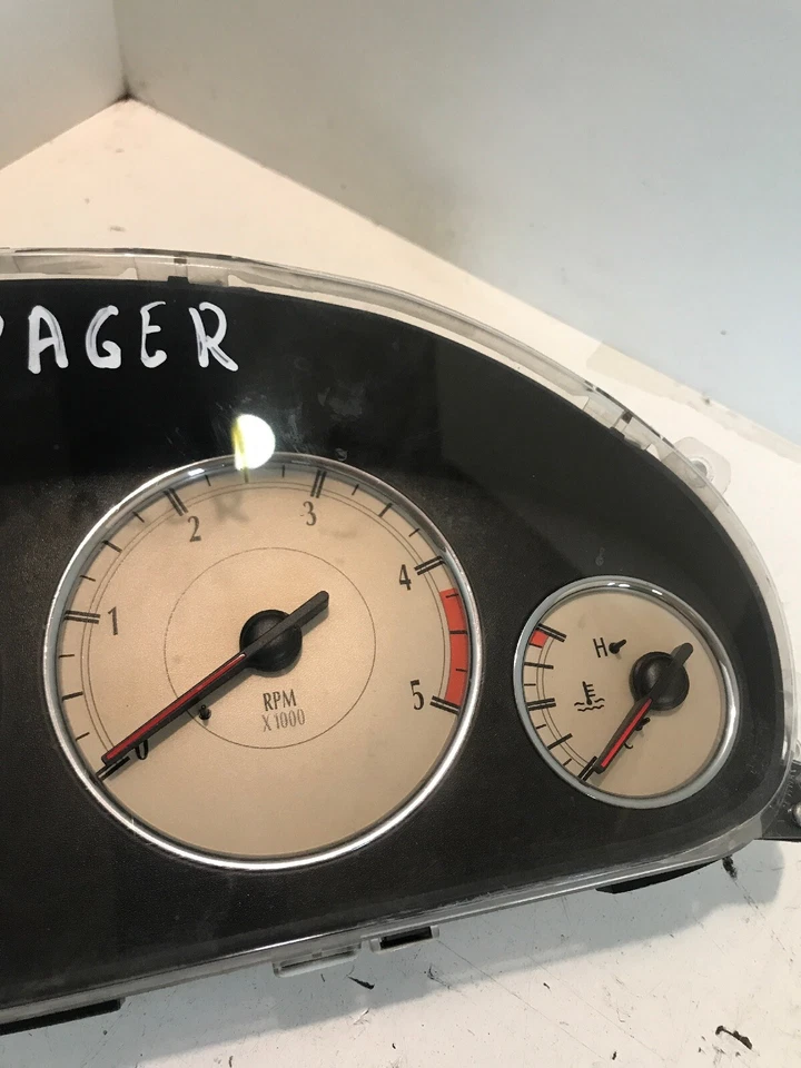 Chrysler Grand Voyager Speedometer Taho Nt157520-5312 P05082409Ag 2.5 Crd 2006 - Image 3 of 4