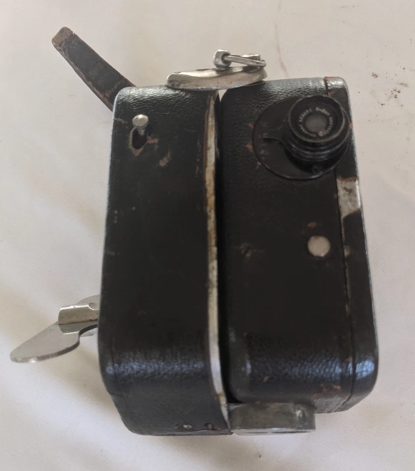 Cámara de película Pathex Pathe 9,5 mm cuerda Foto 4 de 4