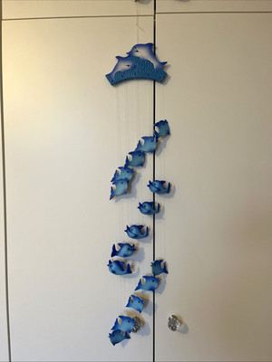 Keramik Delfin Windspiel blau hängend Ornament 78 cm