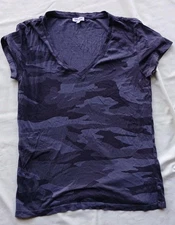 Splendid women's V-neck t-shirt. Size X-Small