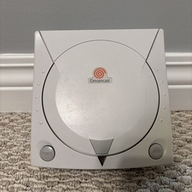 SEGA Dreamcast HKT-3020 Bundle w/ 2 Controllers, 1 game & memory card - TESTED