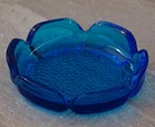 VINTAGE Anchor Hocking Blue Textured Glass Lotus Ashtray 1970's Made in USA