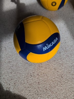 Mikasa VOLLEYBALL V200W-VBL OFFICIAL (DVV1)