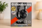 SteelSeries Arctis Nova Pro Omni Sealed Neu Versiegelt Gaming Headset Schwarz