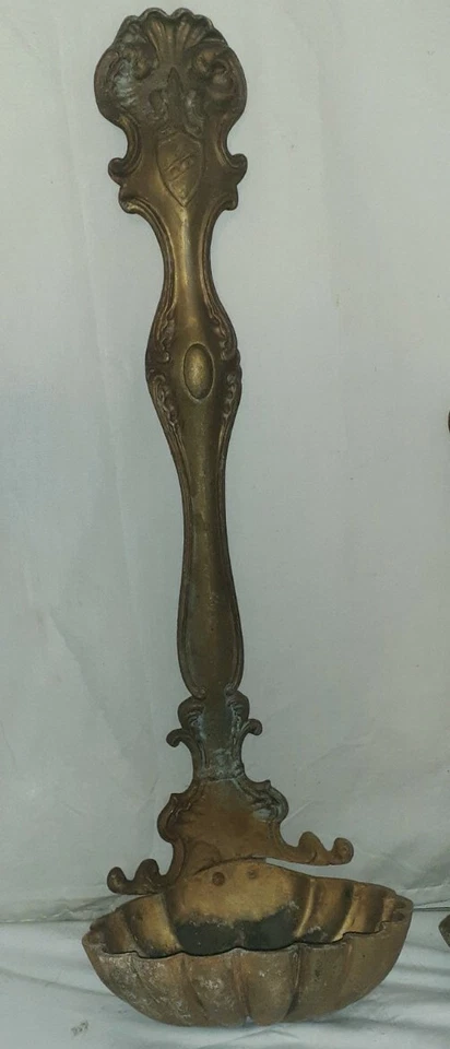 Conjunto de 2 Conchas de Metal Fundido Dourado MCM Parede Jardim Externo Banho de Pássaros Alimentador de Pássaros - Imagem 2 de 4