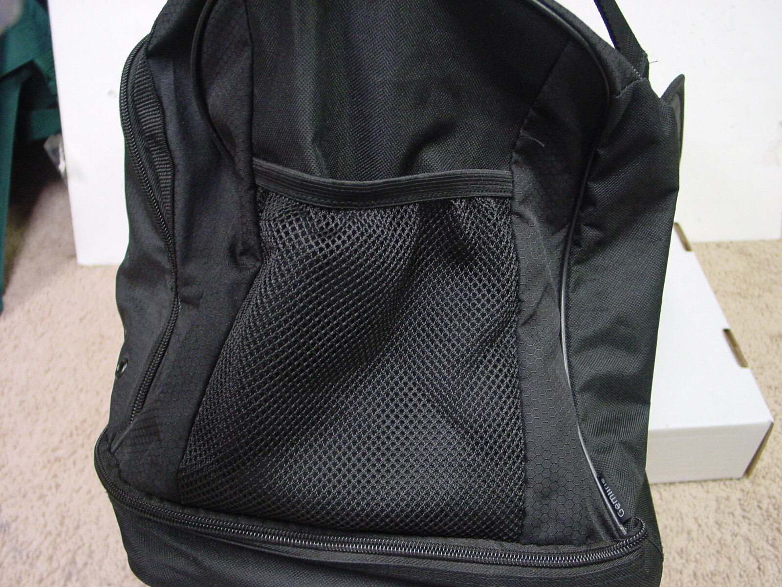Picture 4 of 8