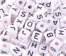 Acryl-Buchstabenwürfel 10x10mm Buchstaben Perlen Würfel, A - Z, freie Auswahl 