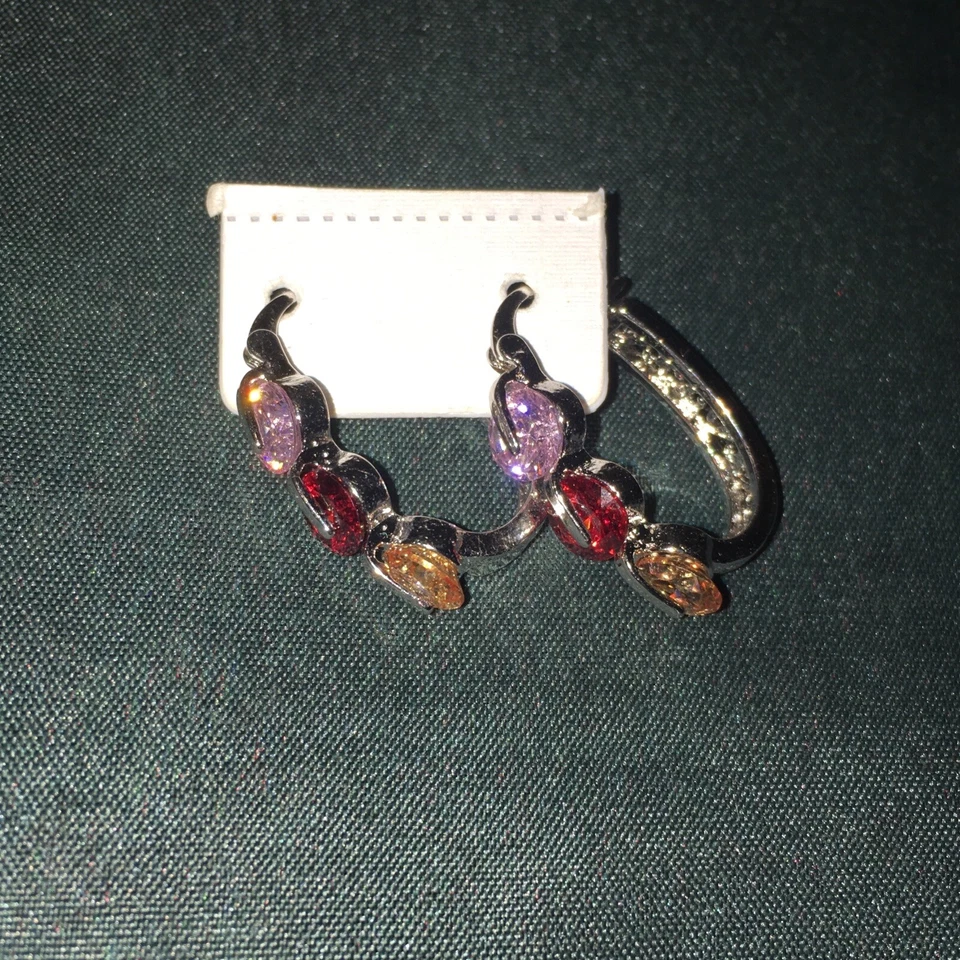 耳朵  — 第 2/3 张图片