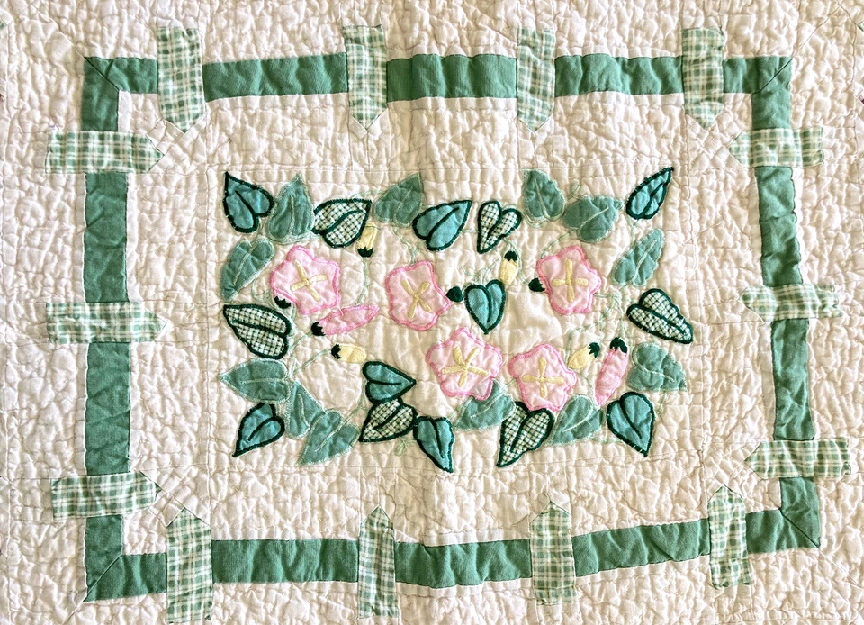 Стеганый цветочный с зеленым забором стандарт наволочки 24 «x 29» набор из 2 винтажный 70-х - Изображение 2 из 4