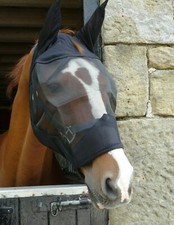 **OFERTA** Máscara de malla acolchada negra o blanca con capucha con orejas tamaño caballo y pony