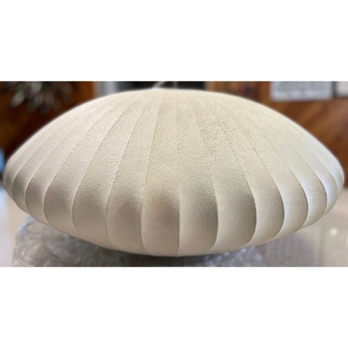 Authentic George Nelson/Herman Miller medium saucer bubble lamp. - Picture 9 of 13