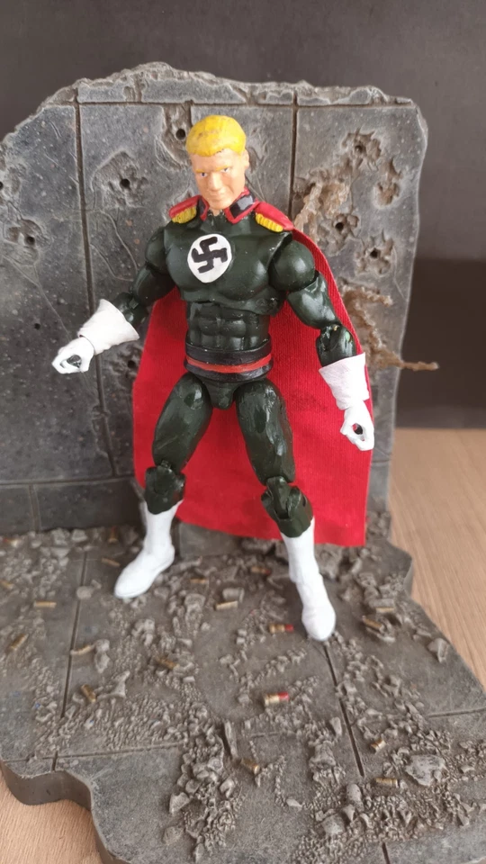 Экшн-фигурка 3,75 дюйма 1:18 на заказ Captain Nazi МАСШТАБ ВСЕЛЕННОЙ MARVEL - Изображение 4 из 4