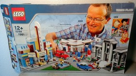 Lego 10184 50 Year Town Plan with Box And Certificate Letter 
