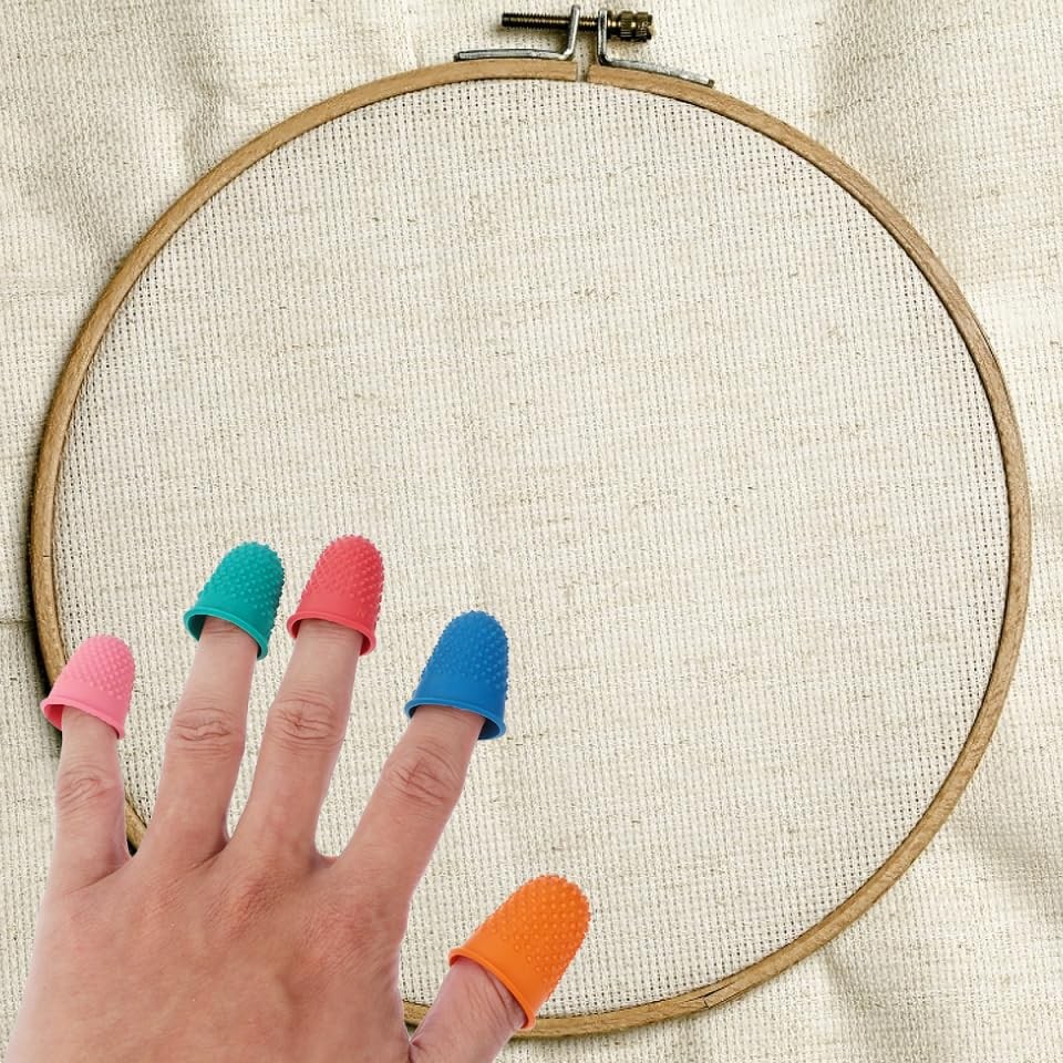 Healifty 10Pcs Silicone Finger Protective Covers 3.5x2.6cm, Assorted Color 