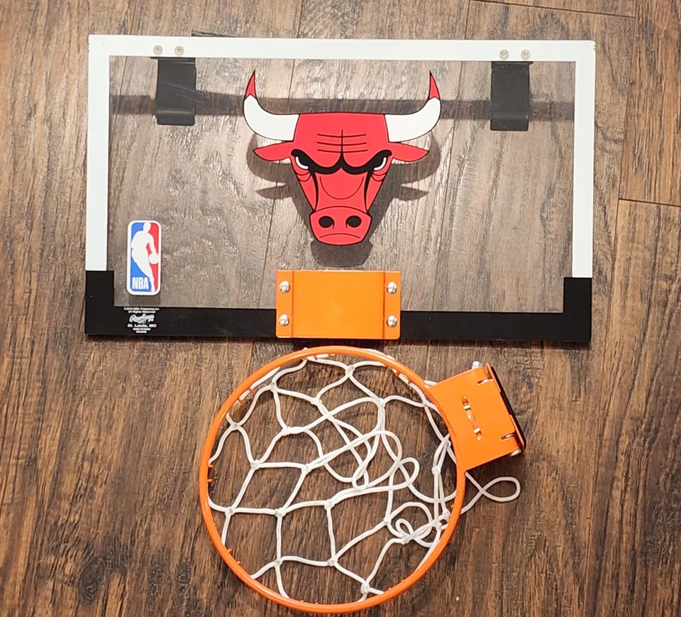 Chicago Bulls NBA Logo Rawlings Mini Backboard And Hoop - Image 2 of 4