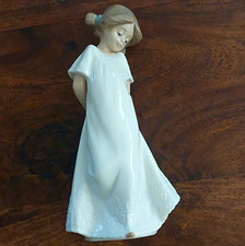 NAO Porcelain Girl Figurine in White Dress, Glossy Decorative Finish