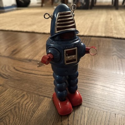 Mechanical Planet Wind-up Robot Action Figure - Ha Ha Toys, Schylling