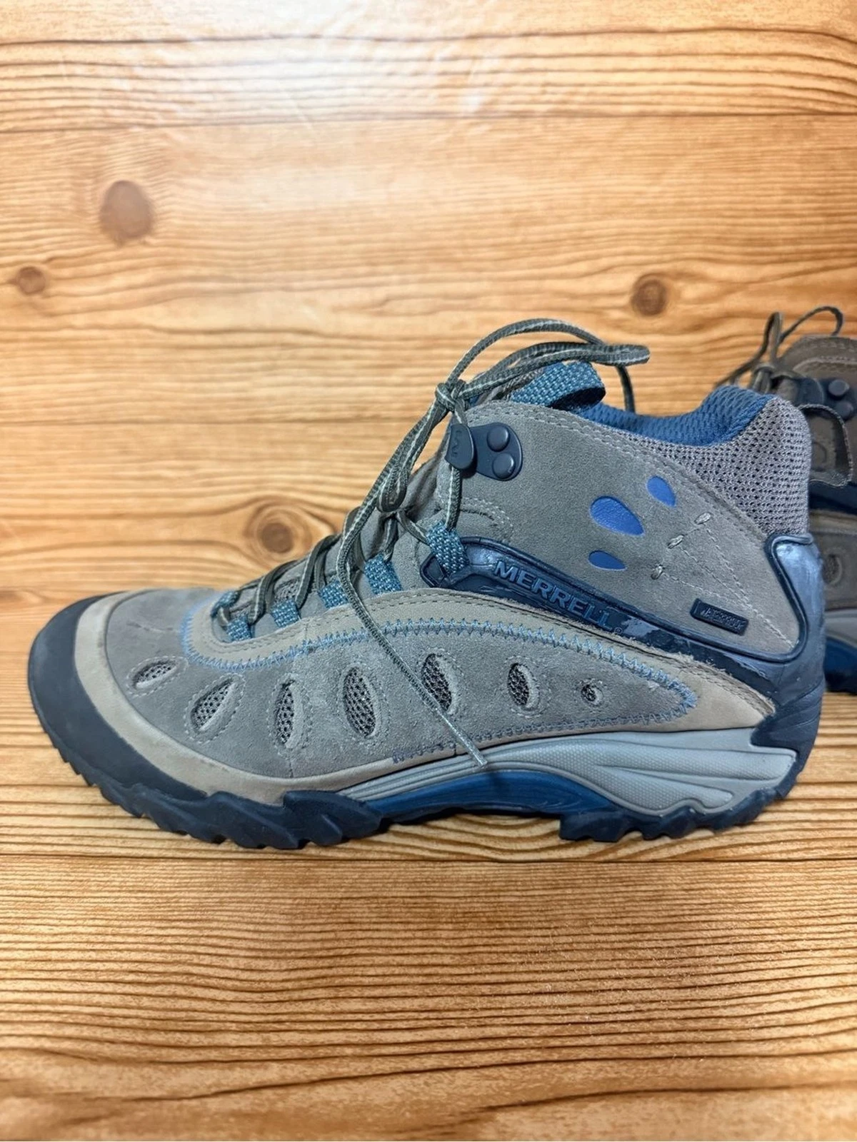 Merrell Womens Chameleon Arc 2 Hiking Boot Size 8 Brown Blue Outdoor Camping