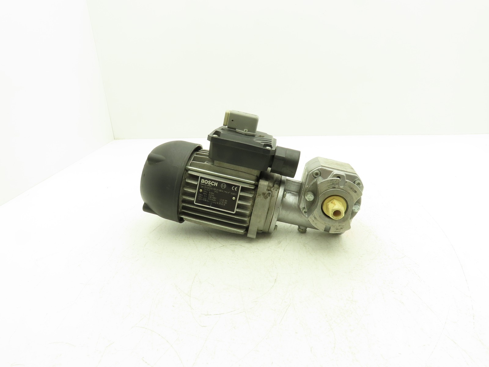 Lafert Bosch 3 842 527 867 Conveyor Gearmotor 230/400V 88 RPM 0.22kw