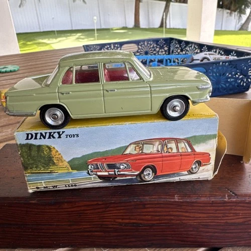 Dinky Toys BMW 1500 - France Meccano  - NEAR MINT - Vintage 1965 w/ Box