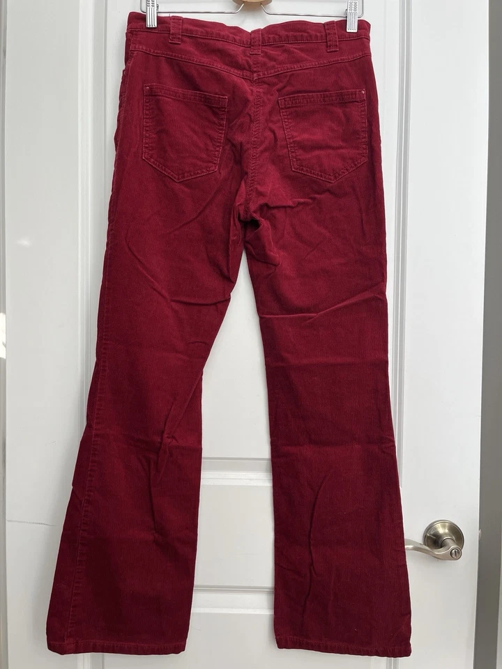 Pantalones para mujer Marks & Spencer rojos de pana bootcut UK 10 / US 6 Foto 2 de 4