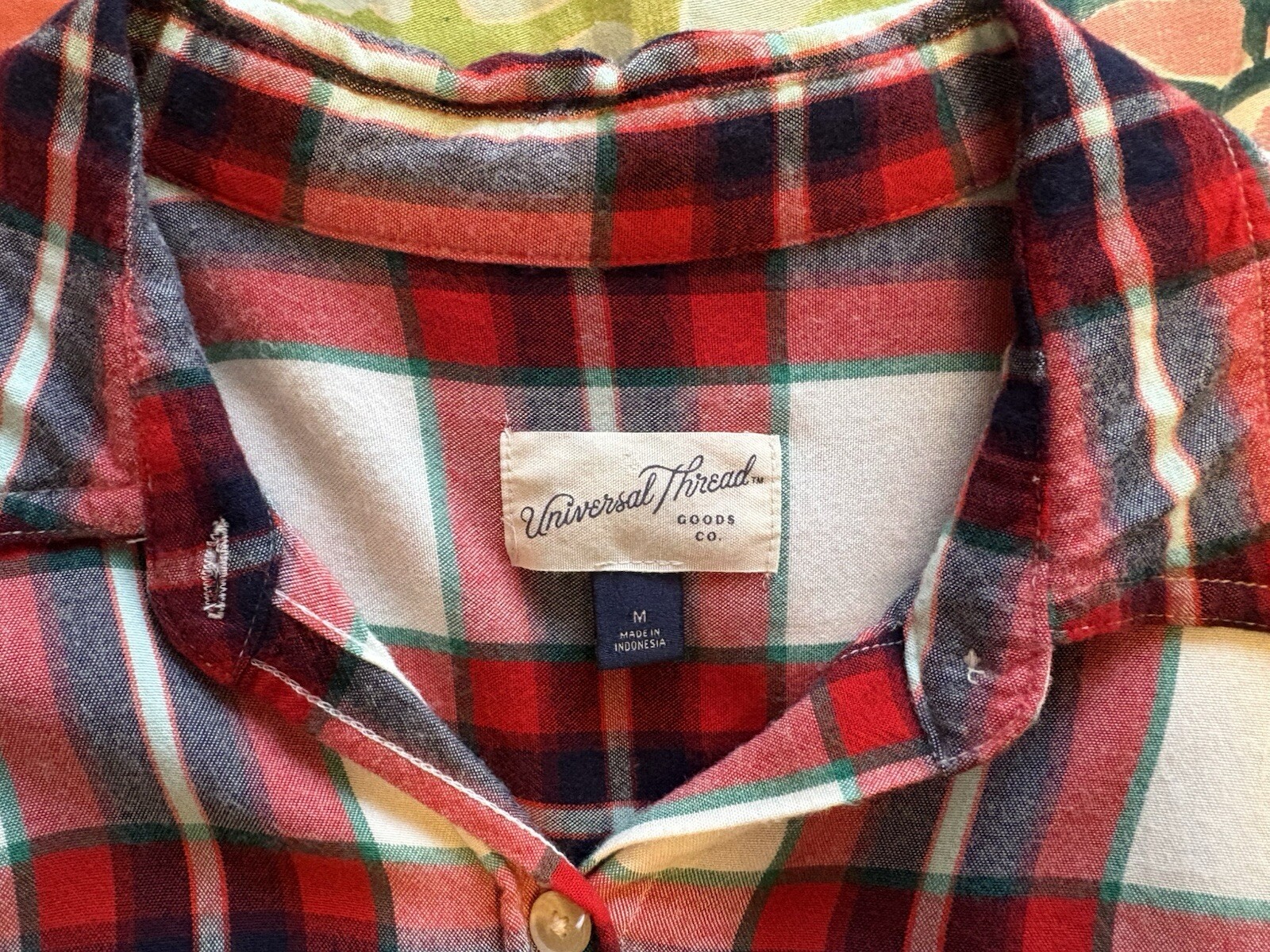 Universal Thread Red Plaid Sz Medium Flannel Shir… - image 6