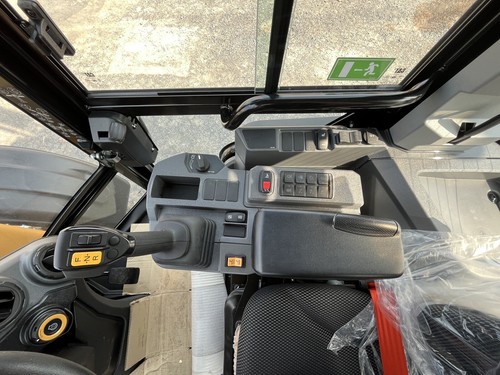 2024 Caterpillar CAT 908 Wheel Loader Tractor Hyd. Coupler High Speed - AC/Heat - Picture 15 of 20
