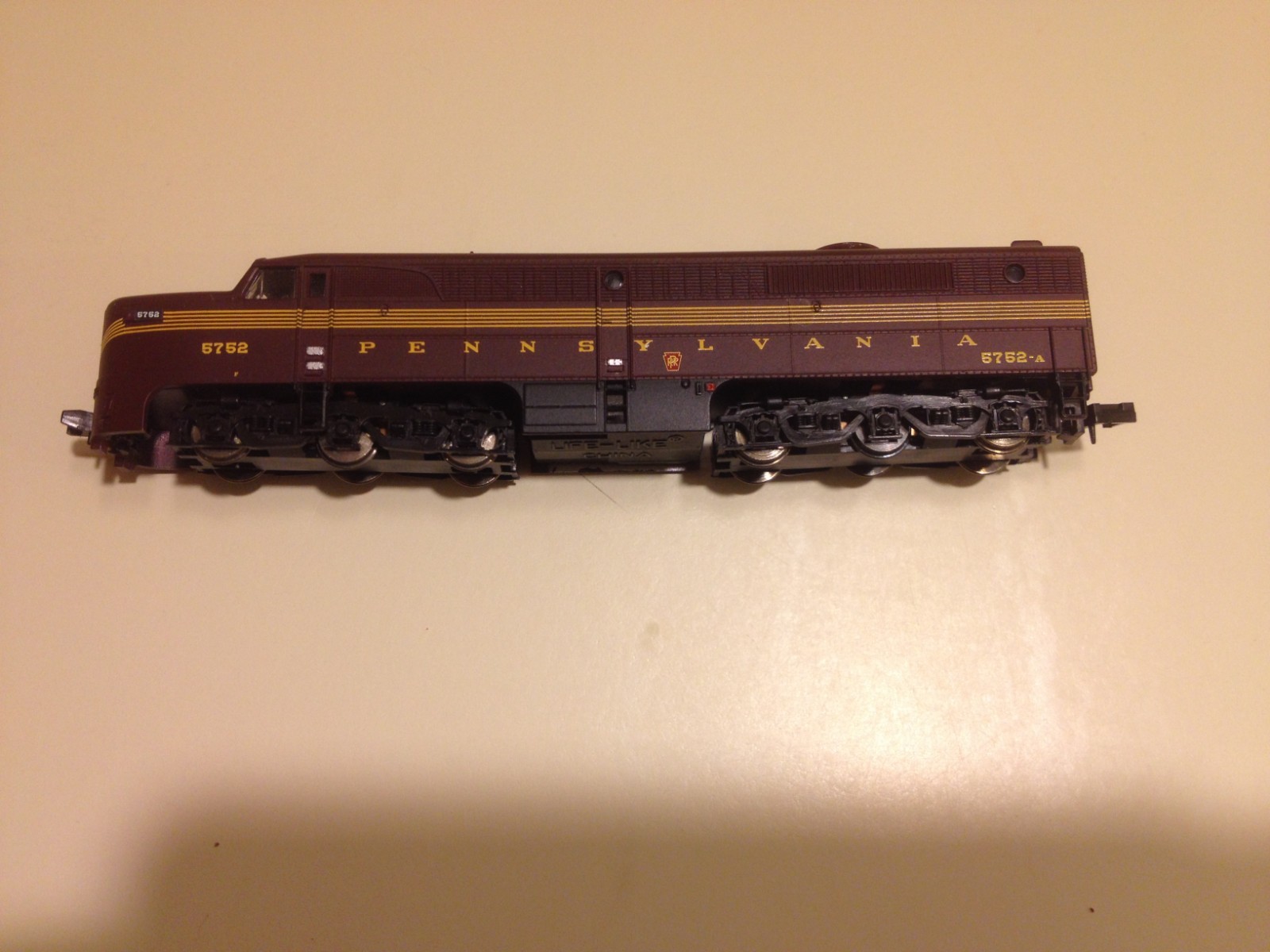 Picture 3 of 8