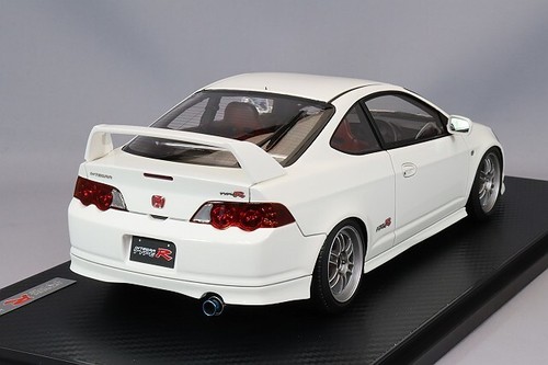 1/18 IG ignition #IG3327 Honda INTEGRA (DC5) TYPE R White - Picture 2 of 2