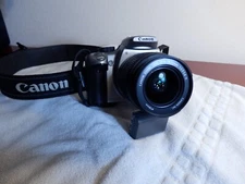 Canon EOS Digital Rebel XT Camera  SLR Gray Great Condition