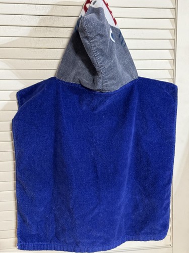 SHARK HOODED BEACH TOWEL Toddler Halloween Costume - Picture 2 of 7