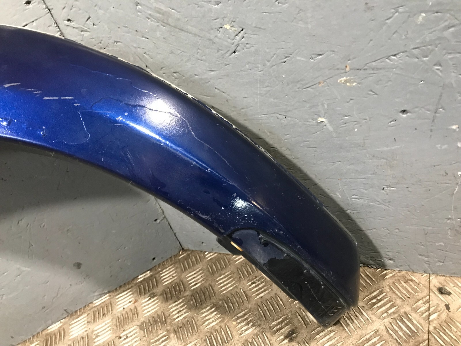 MITSUBISHI L200 2.5DID 201014 Front Wheel Arch Trim Left N/S 7407A151