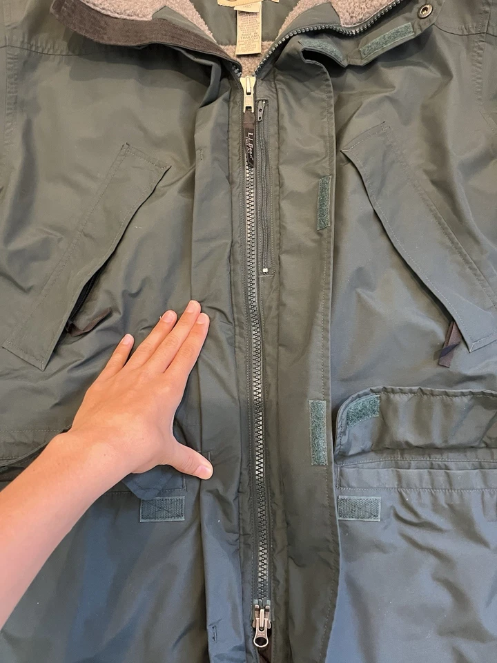 Vintage dark green L.L.Bean zip-up jacket with tons of pockets — 第 3/4 张图片