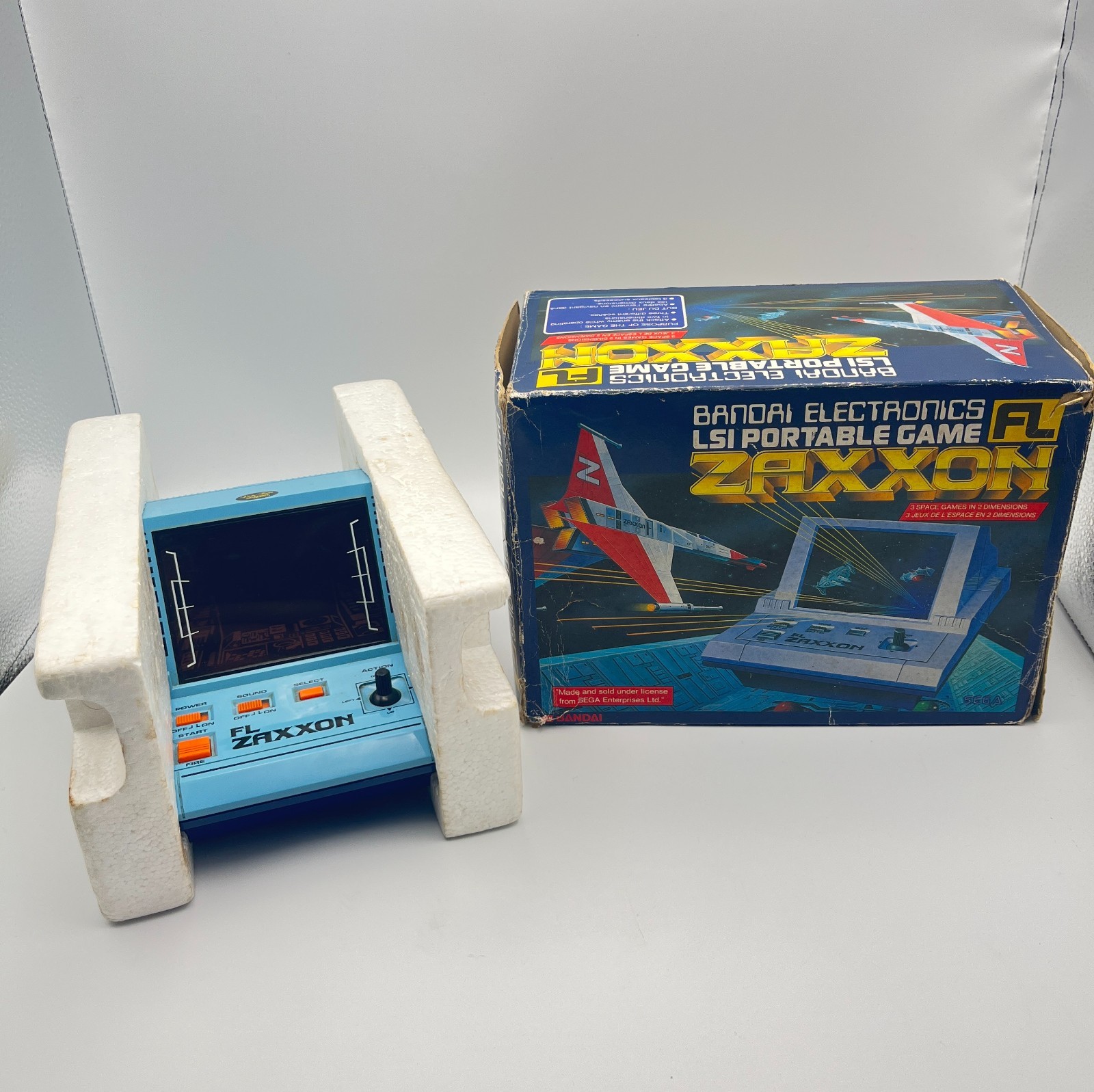 Bandai FL Zaxxon Tabletop handheld lcd lsi game & watch European Version