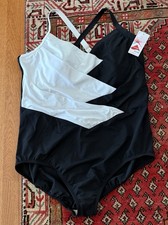 Lands end Slender Suit V-neck Pleated X-back OnePiece Swimsuit 24W NWT black