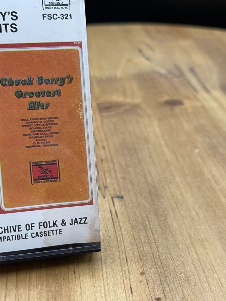 Lot of 9 Oldies Rock n Roll Cassette Tapes Elvis Dion Buddy Holly Chuck Berry - Image 4 of 4