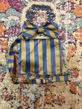 Matching Bow tie and handkerchief set in excellent condition
