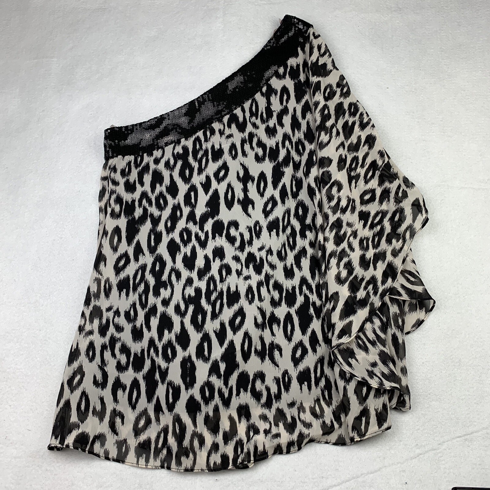 Sofia Vergara One Shoulder Leopard Print Top Sequ… - image 5