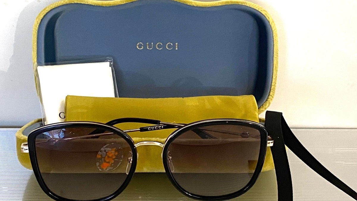 Gucci GG0606SK-001 Sunglasses Gold Black Frames Gray Lens 56  display picture 1