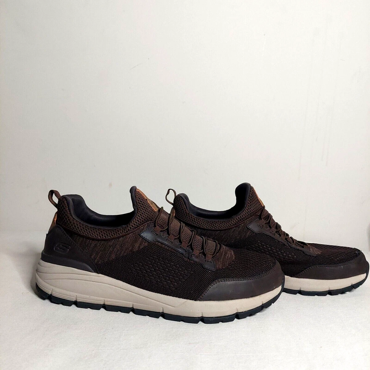 Skechers Relaxed Fit Air Cooled Memory Foam Gogomat Arch Shoes Sz