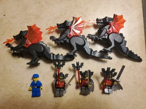 Lot -LEGO Castle 6007 Fright Knight BAT LORD COMPLETE Vintage Dragon Orange Wing