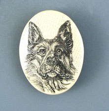 DOG LOVER HAND CRAFTED ARTISAL PIN - GERMAN SHEPHERD
