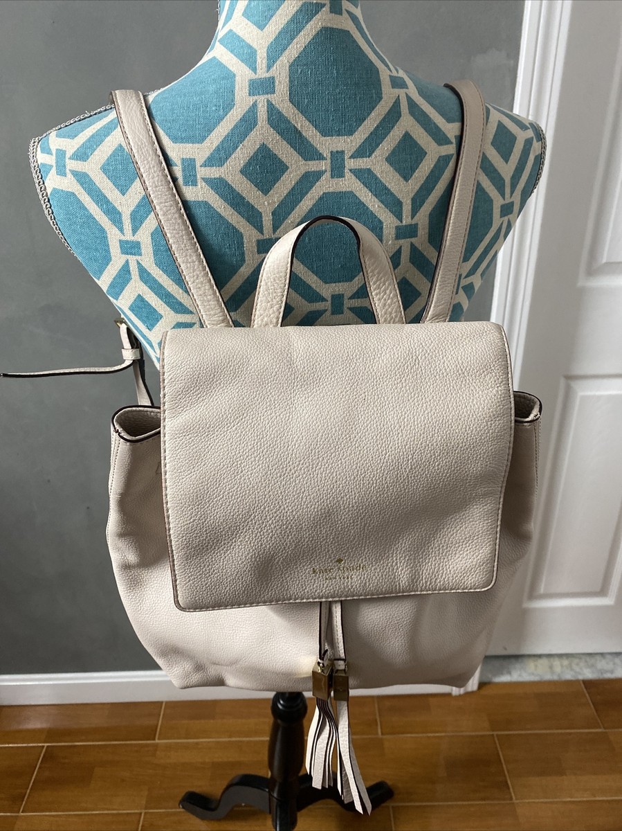 Kate Spade New York Leila Pebble Leather Drawstring Flap  display picture 3