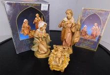 Fontanini Roman THE HOLY FAMILY 5" Scale Nativity #71503 ------ D
