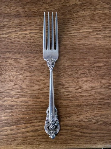 Vintage Wallace Sterling Silver "Grande Baroque" Dinner Fork (68 Grams)