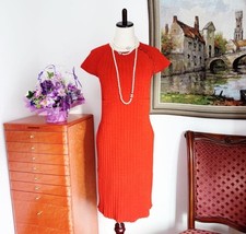 CHANEL Knit Dress Red Gold Button CC Mark Coco Mark  Mode Luxury Size 44