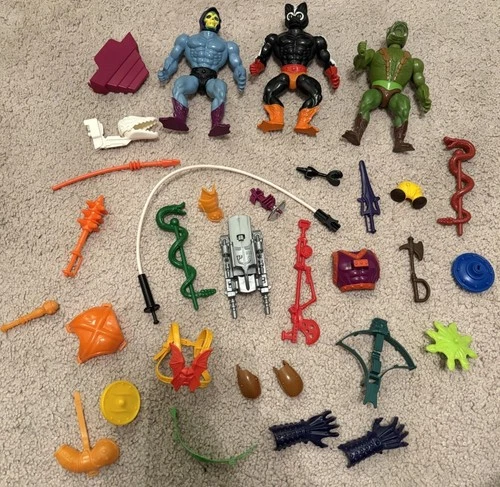 Vintage He-Man MOTU Lot Of 29 Accessories & Some Figures #1 See Pics!