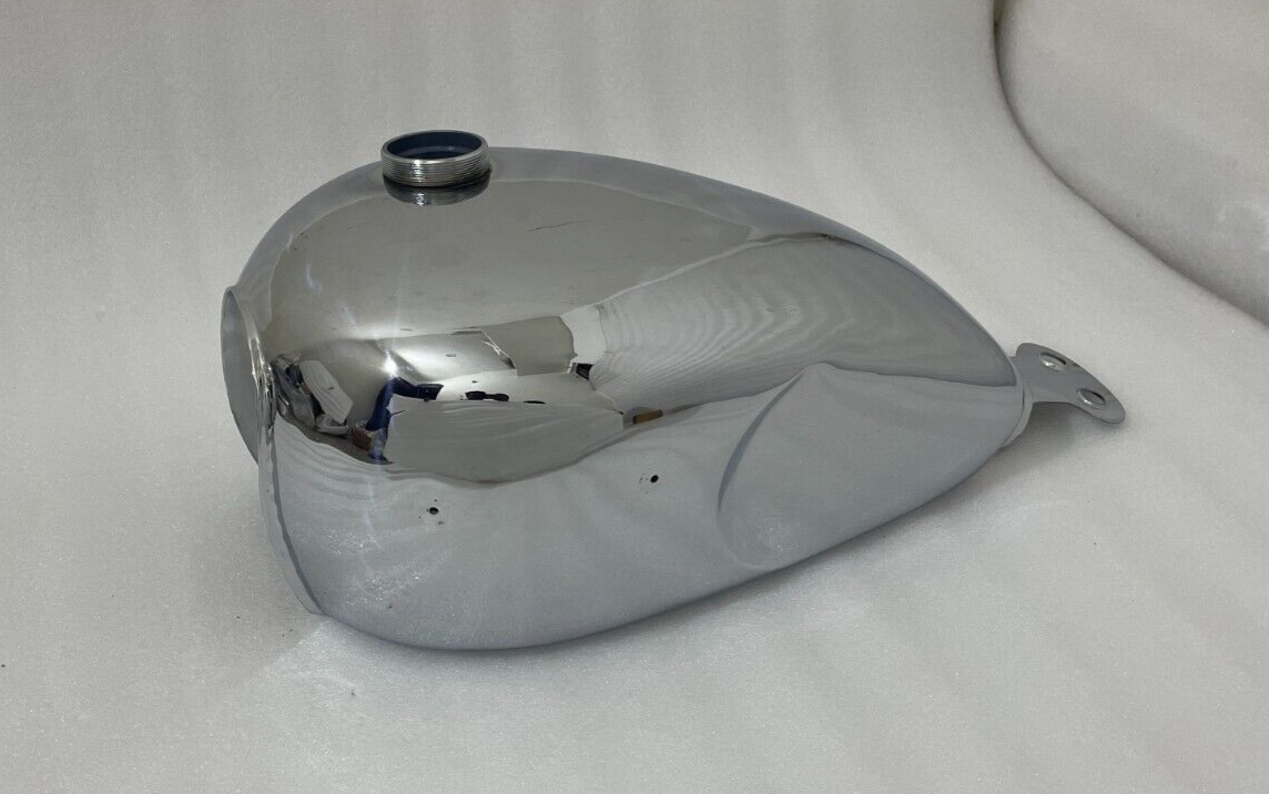 00’s archive LGB スカル タンクトップ Fit For Triumph Bonneville T100 (2001-2008) Chrome Steel Fuel
